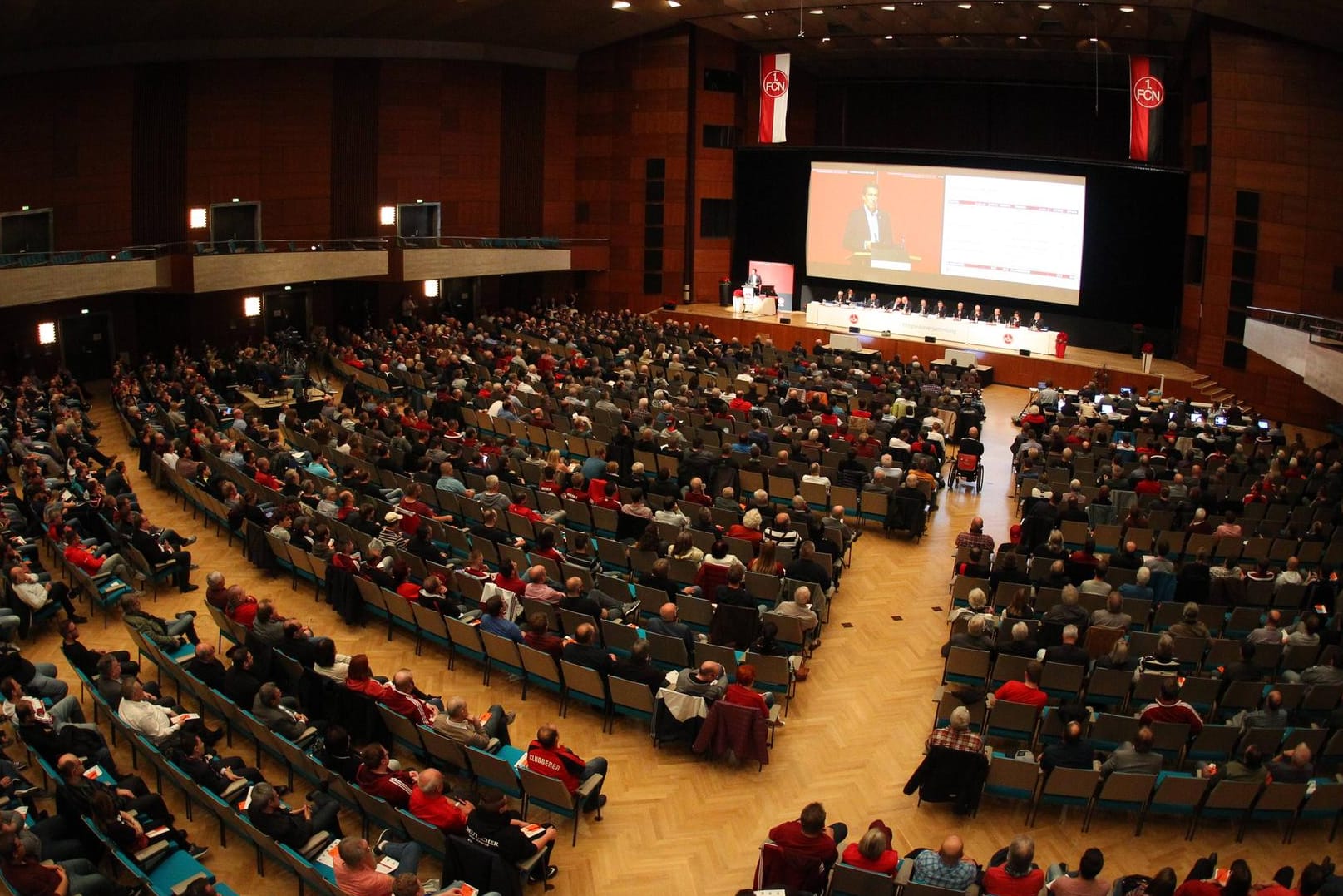 Jahreshauptversammlung beim Zweitligisten 1. FC Nürnberg.
