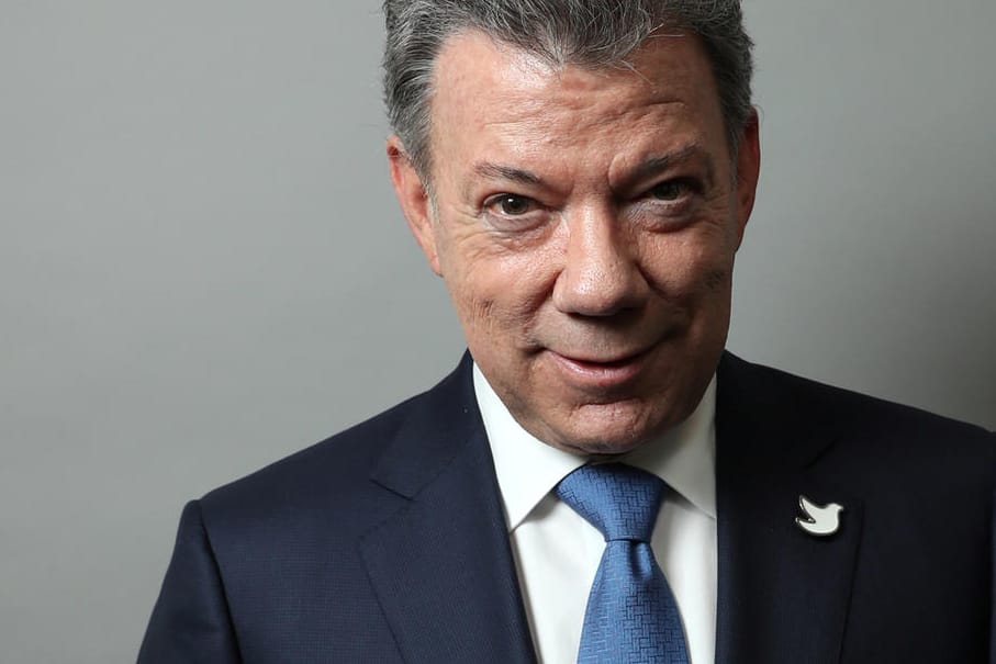 Der kolumbianische Präsident Juan Manuel Santos wird mit dem diesjährigen Friedensnobelpreis ausgezeichnet.