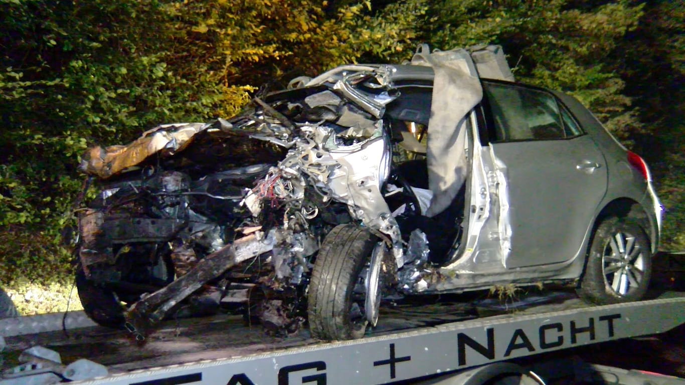 In diesem Fahrzeug starb die 21-jährige Zweitliga-Fußballerin.
