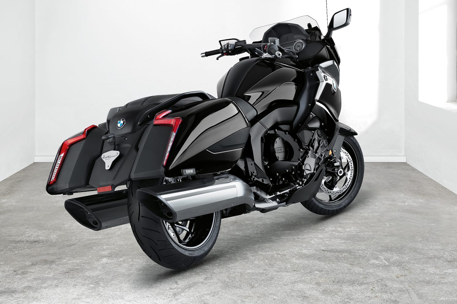 Die neue BMW K 1600 Bagger - ein Dickschiff von einem Bike.