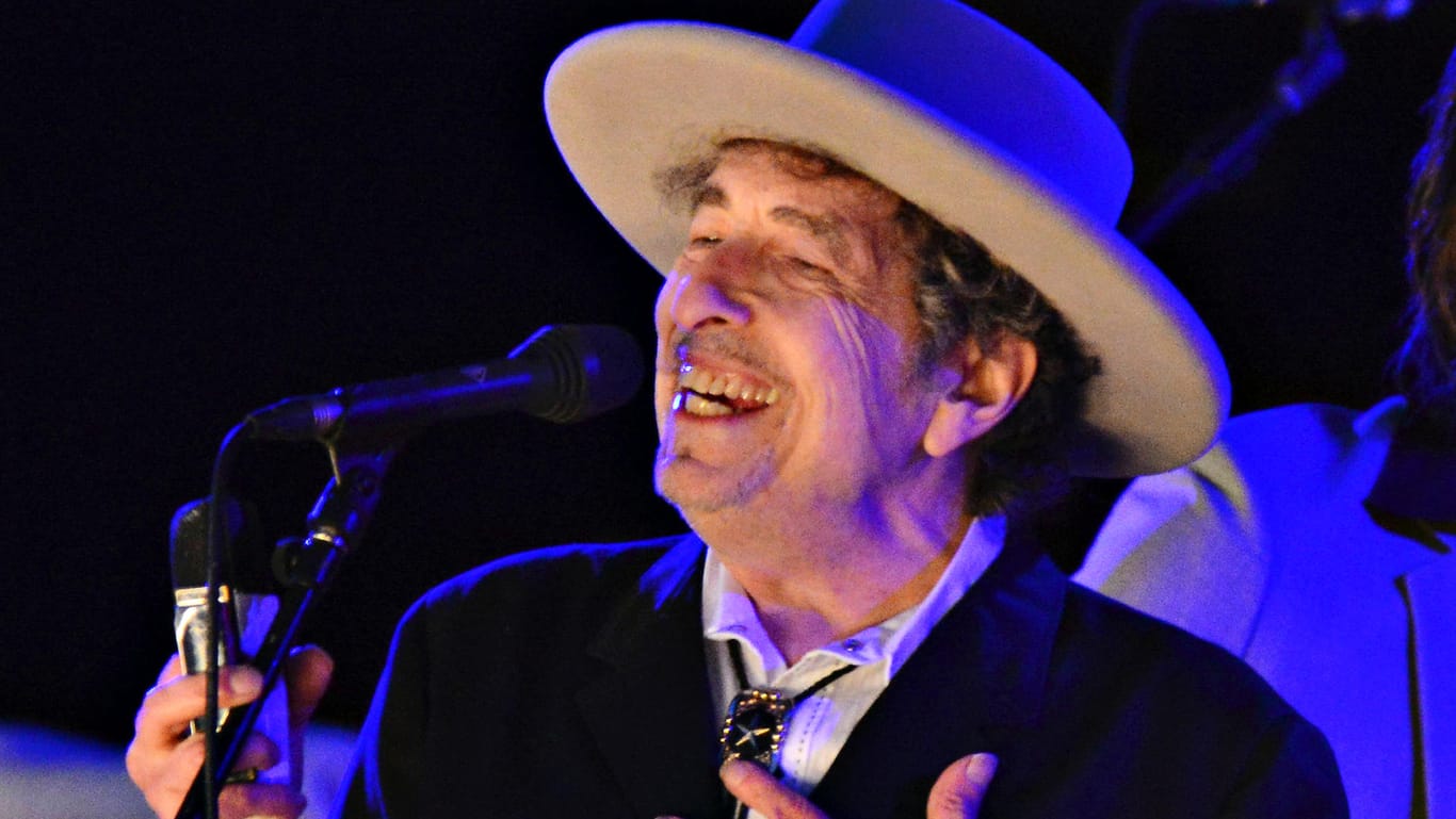 Bob Dylan, nun nicht nur bekannter Musiker, sondern auch Literatur-Nobelpreisträger.