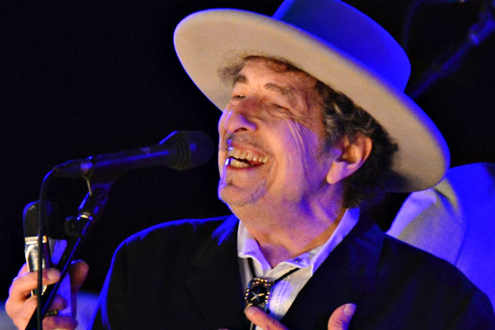 Bob Dylan, nun nicht nur bekannter Musiker, sondern auch Literatur-Nobelpreisträger.