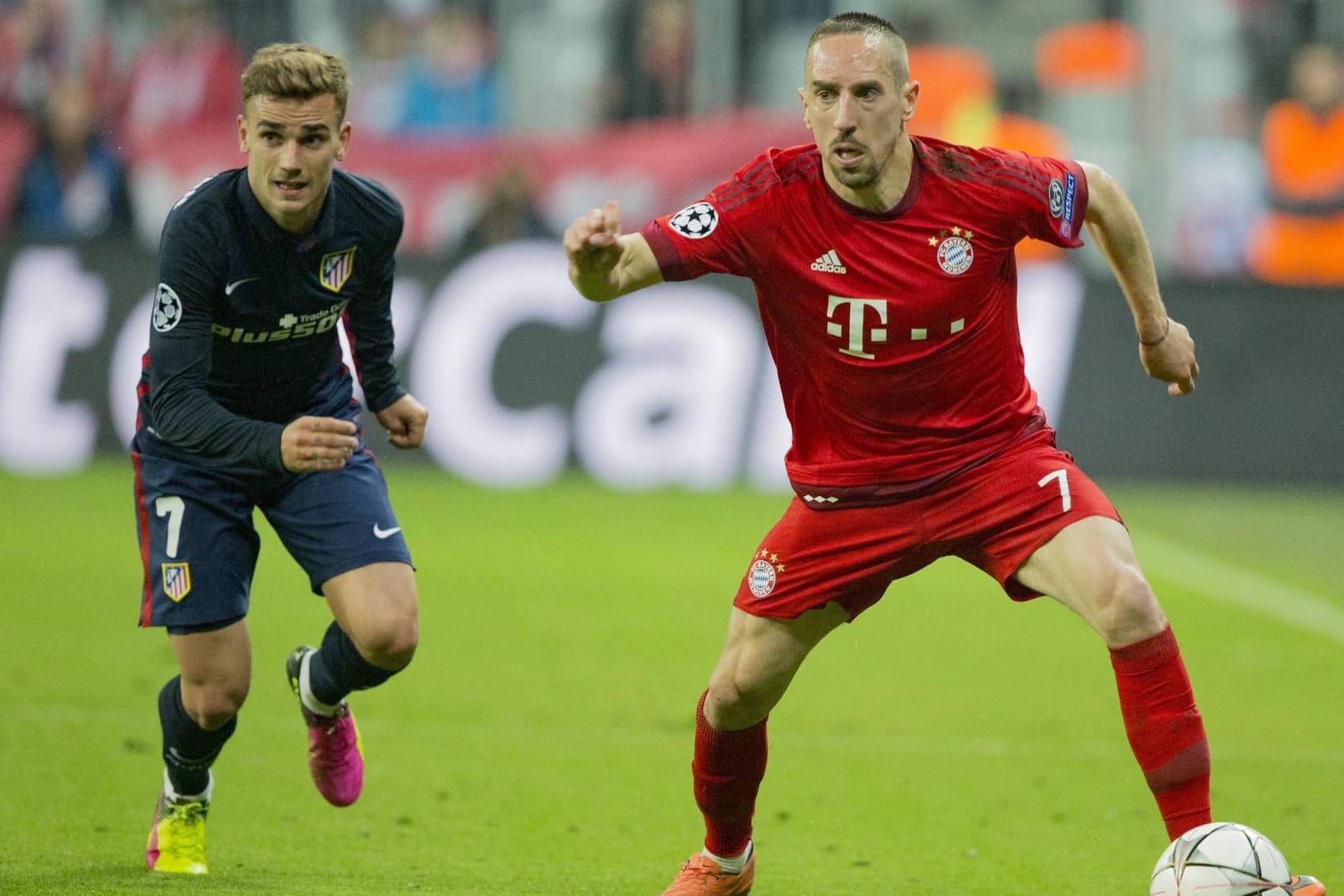Franck Ribéry (re.) und Antoine Griezmann waren zuletzt in der Champions League auch Gegner auf dem Spielfeld.