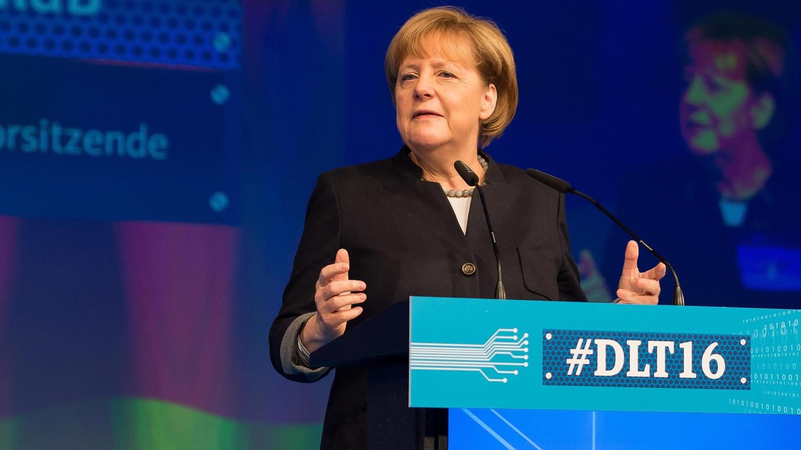 Kanzlerin Angela Merkel bei der Jungen Union in Paderborn.