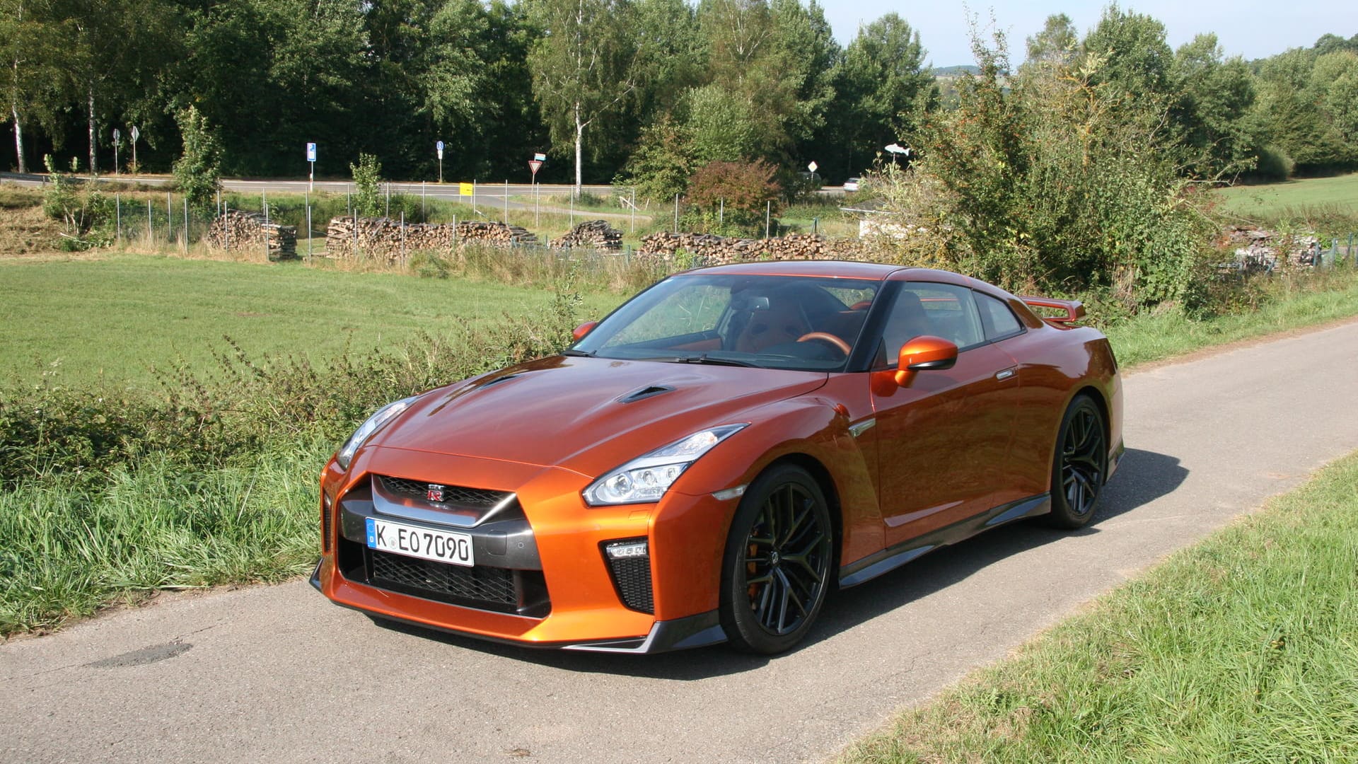 Seit 2008 ist er auf dem Markt - jetzt hat der Nissan GT-R erneut eine Modellpflege bekommen.