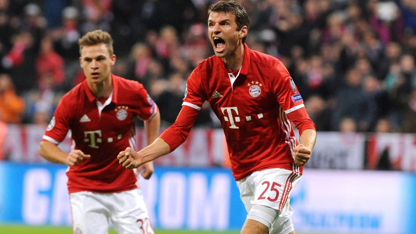 Thomas Müller jubelt nach seinem Treffer zum 1:0.