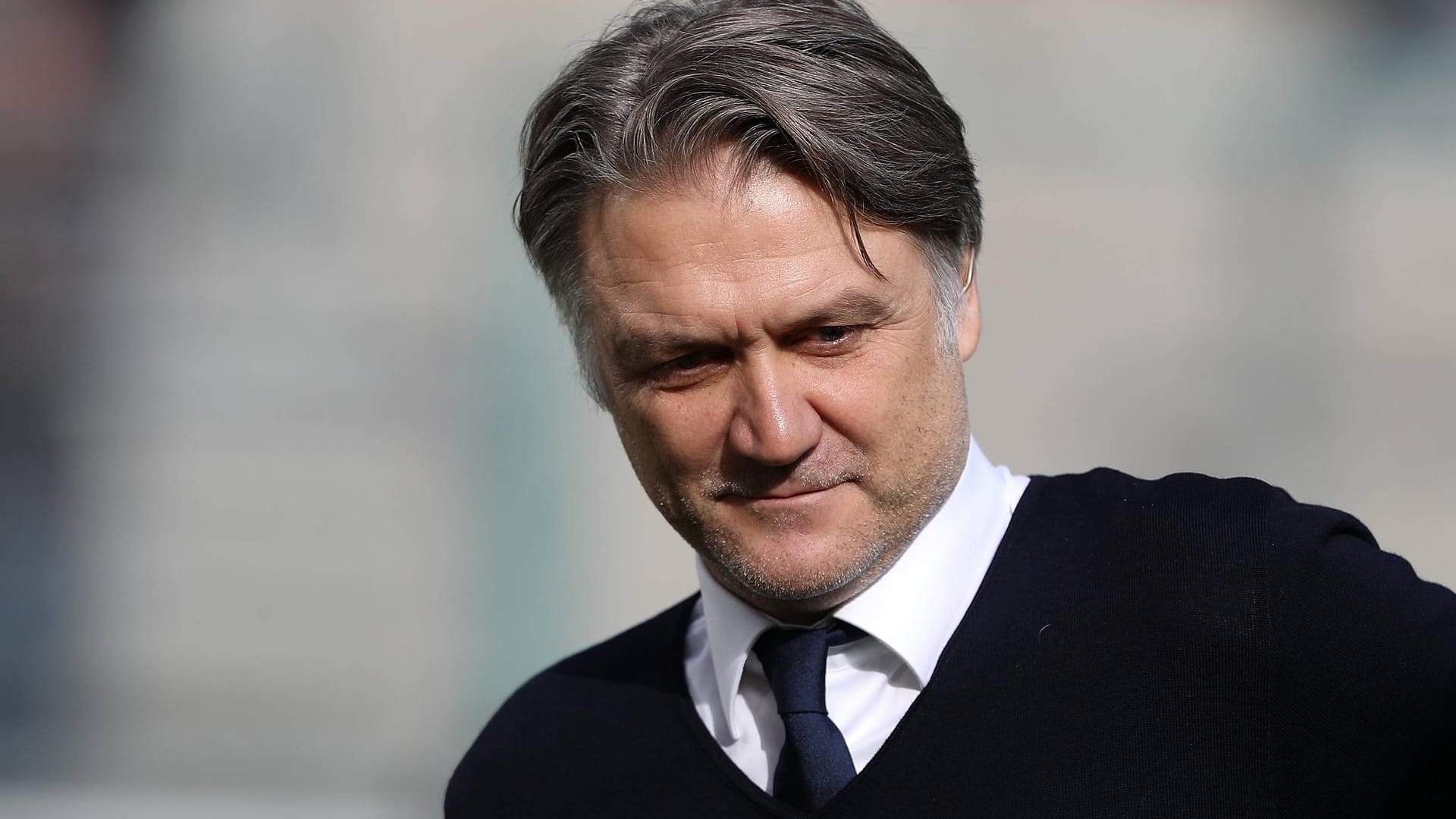Dietmar Beiersdorfer während des HSV-Auswärtsspiels in Gladbach.