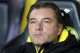 Dortmunds Sportdirektor Michael Zorc ist über die Gerüchteküche rund um sein Team verägert.