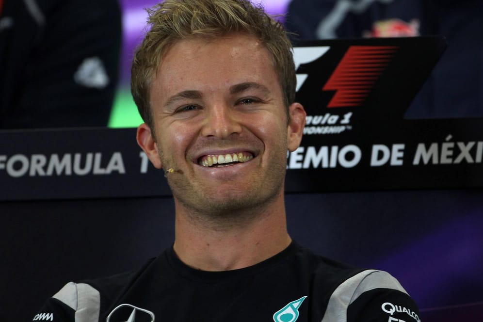 Gut gelaunt vor dem Mexiko-Rennen: Nico Rosberg lässt die Kritik an seiner Person einfach abprallen.