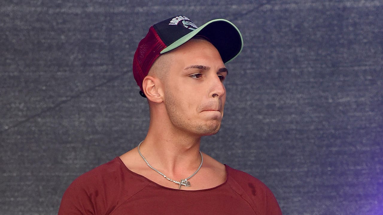 Pietro Lombardi singt für Alessio und seine Fans.