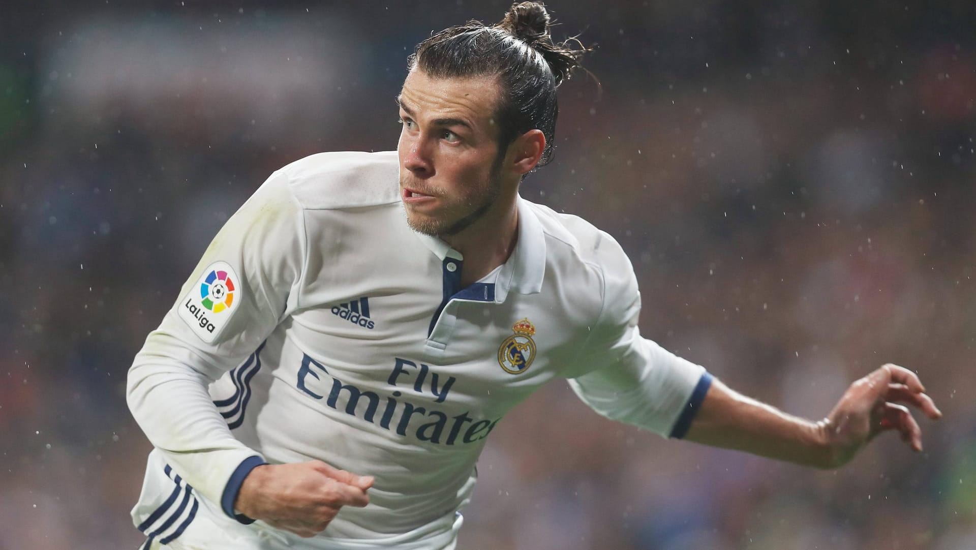Grund zur Freude für Gareth Bale: Der Waliser bleibt Real bis 2022 erhalten. Grund zur Freude für Gareth Bale: Der Waliser bleibt Real bis 2022 erhalten.