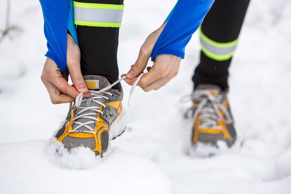Für den Winter benötigen Sie spezielle Laufschuhe.