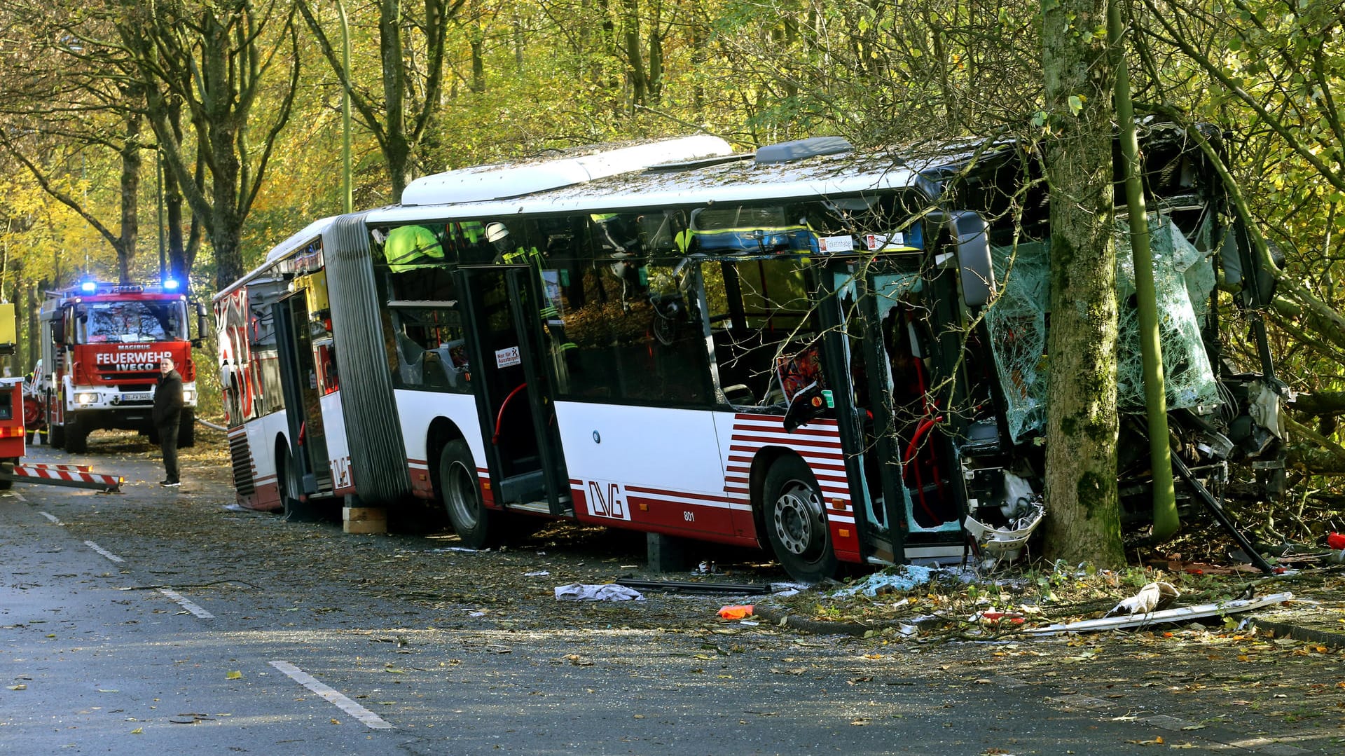 Der verunglückte Linienbus.