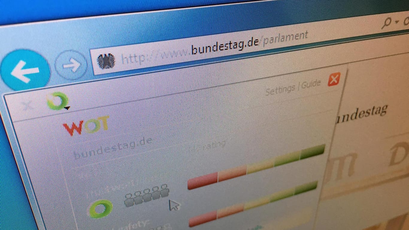 Die Browser-Erweiterung WOT späht auch im Bundestag.