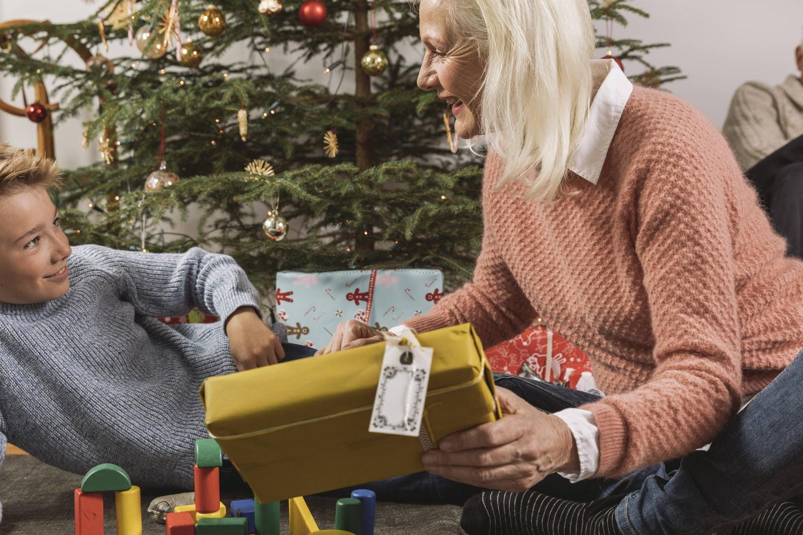 Beim passenden Geschenk ist die Freude groß.