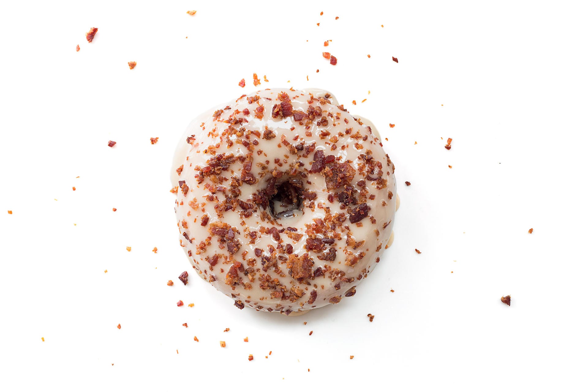 Die amerikanischen Donut-Spezialisten "Bluestar Donuts" haben knusprigen Bacon als Topping für eine ihrer Kreationen ausgewählt. Und die Kunden lieben es!