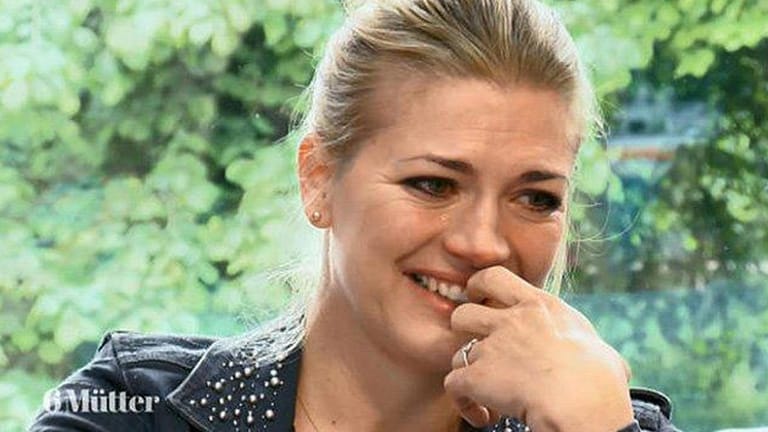 Nina Bott weinte in der TV-Doku "6 Mütter".