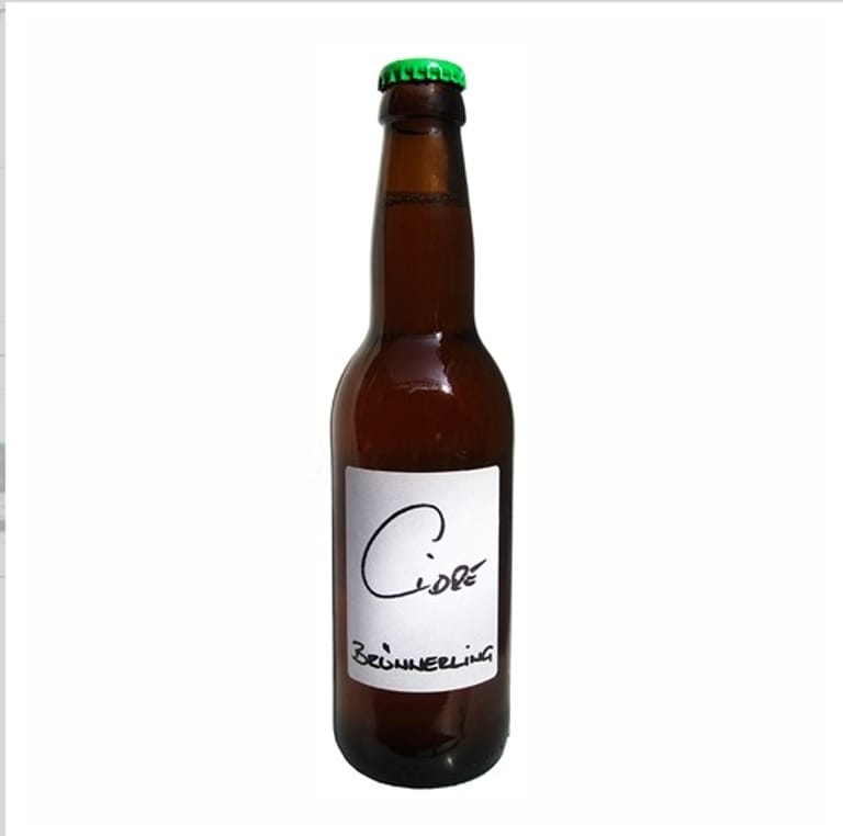 Auch die Firma Gegenbauer aus Österreich, die sich eigentlich Bier und Essig verschrieben hat, produziert Cidre - den "Wiener Cidre".