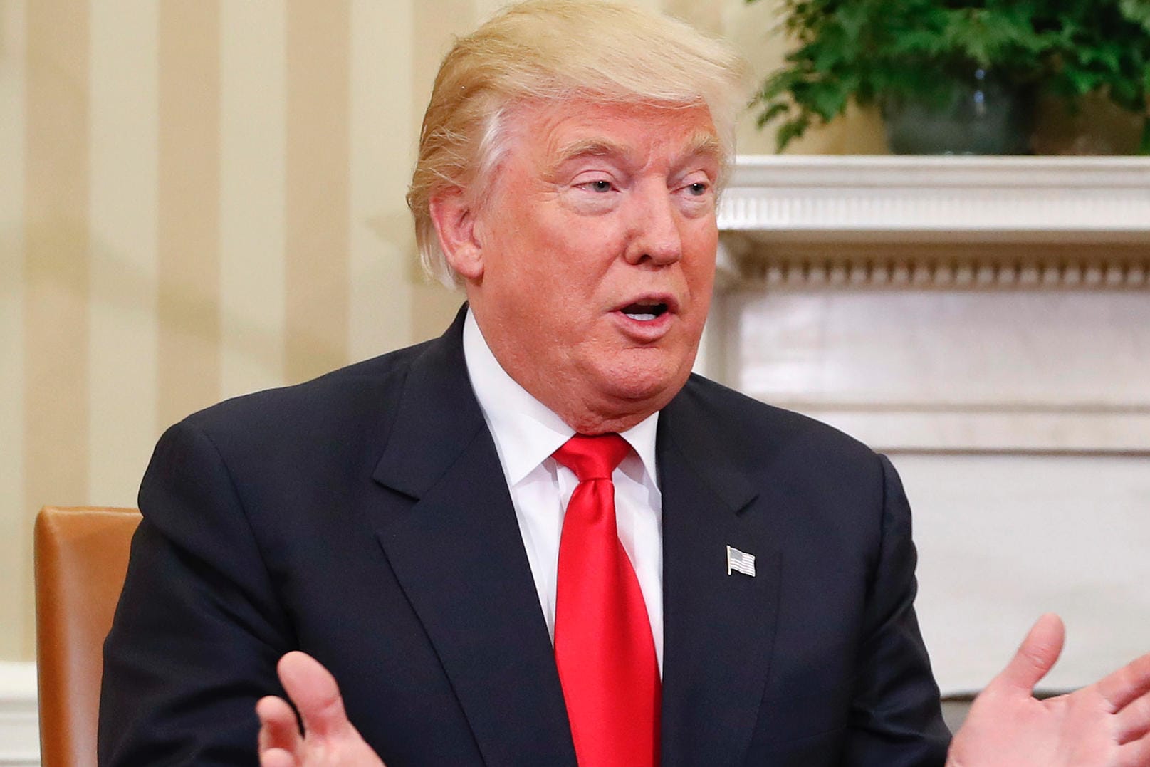 Donald Trump bei seinem Treffen mit Barack Obama im Weißen Haus zwei Tage nach der Wahl. Dabei ging es auch um "Obamacare".