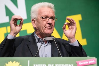 Der baden-württembergische Ministerpräsident Winfried Kretschmann auf dem Parteitag der Grünen.