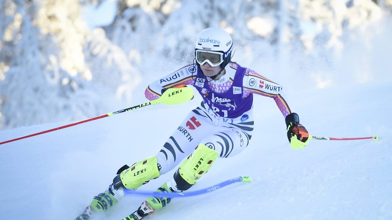 Lena Dürr landete beim Slalom in Levi auf Rang zwölf.