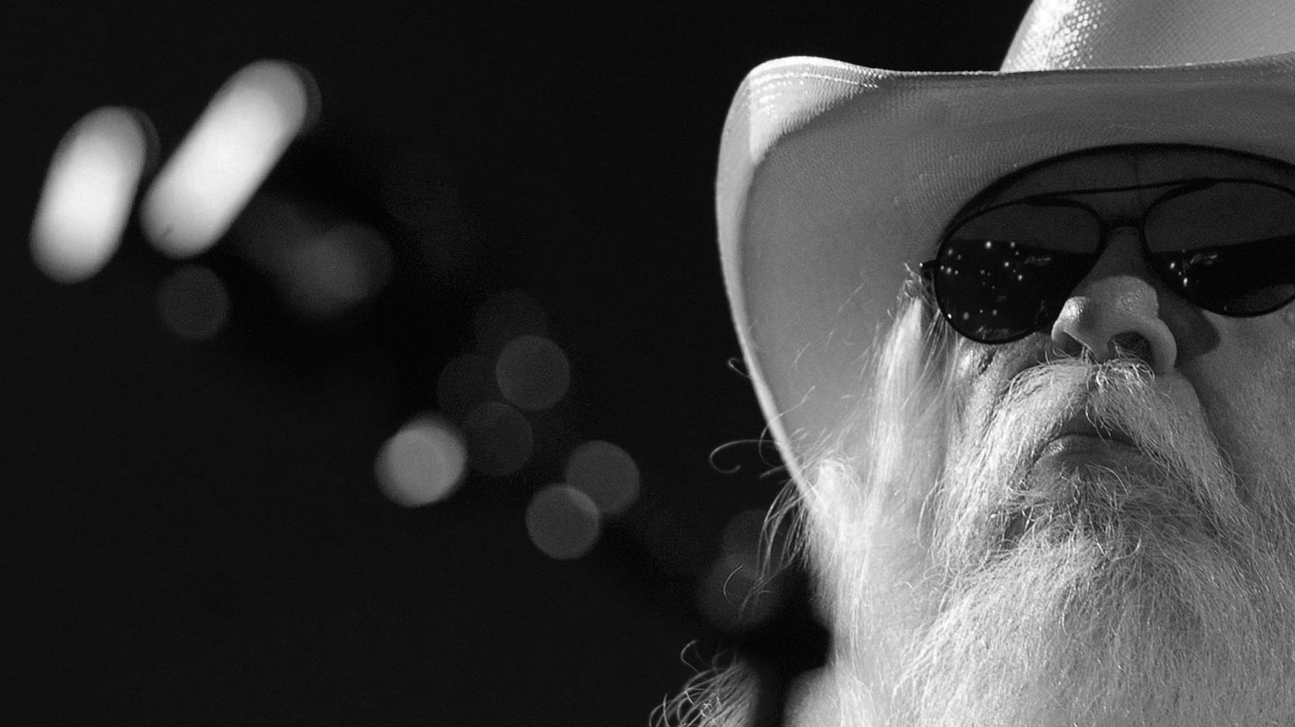 Musiker und Sänger Leon Russell starb im Alter von 74 Jahren.