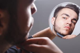 Was tun wenn der Bart nur unregelmäßig oder spärlich wächst? WANTED.DE erklärt wie Sie trotzdem zu einem trendigen Bart kommen.