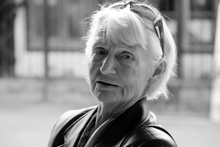 Fast 25 Jahre lebte Margot Honecker im chilenischen Exil. Am 6. Mai 2016 ist die Witwe des früheren DDR-Staats- und SED-Parteichefs Erich Honecker dort im Alter von 89 Jahren gestorben.