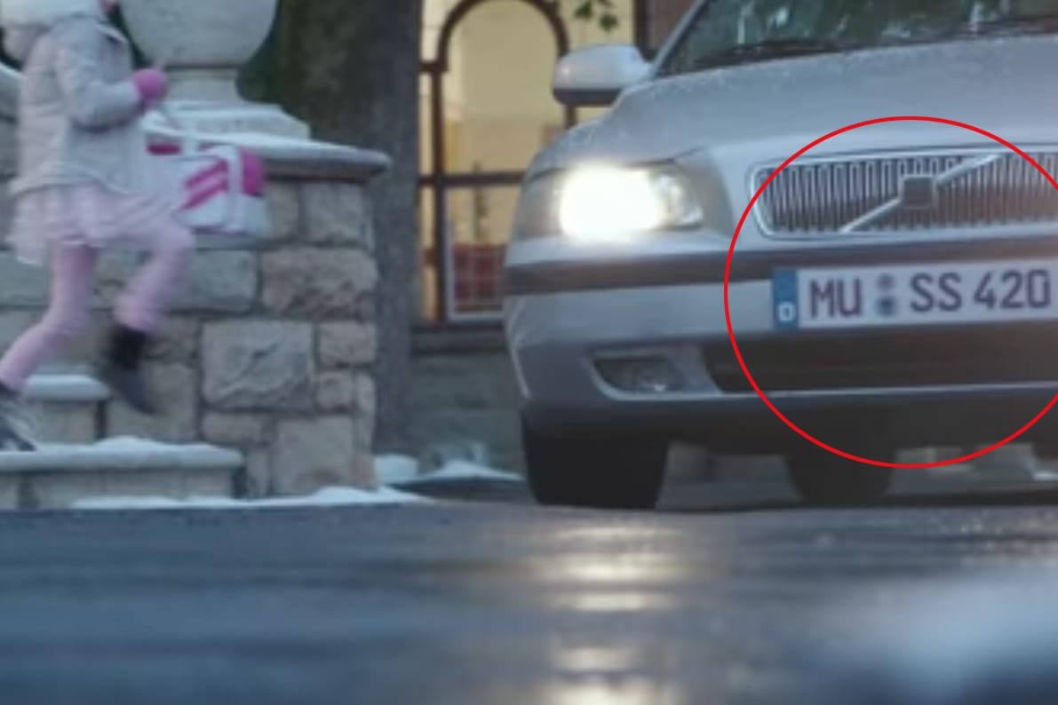 Kennzeichen des Anstoßes: Das Auto aus dem Weihnachtswerbespot von Edeka.