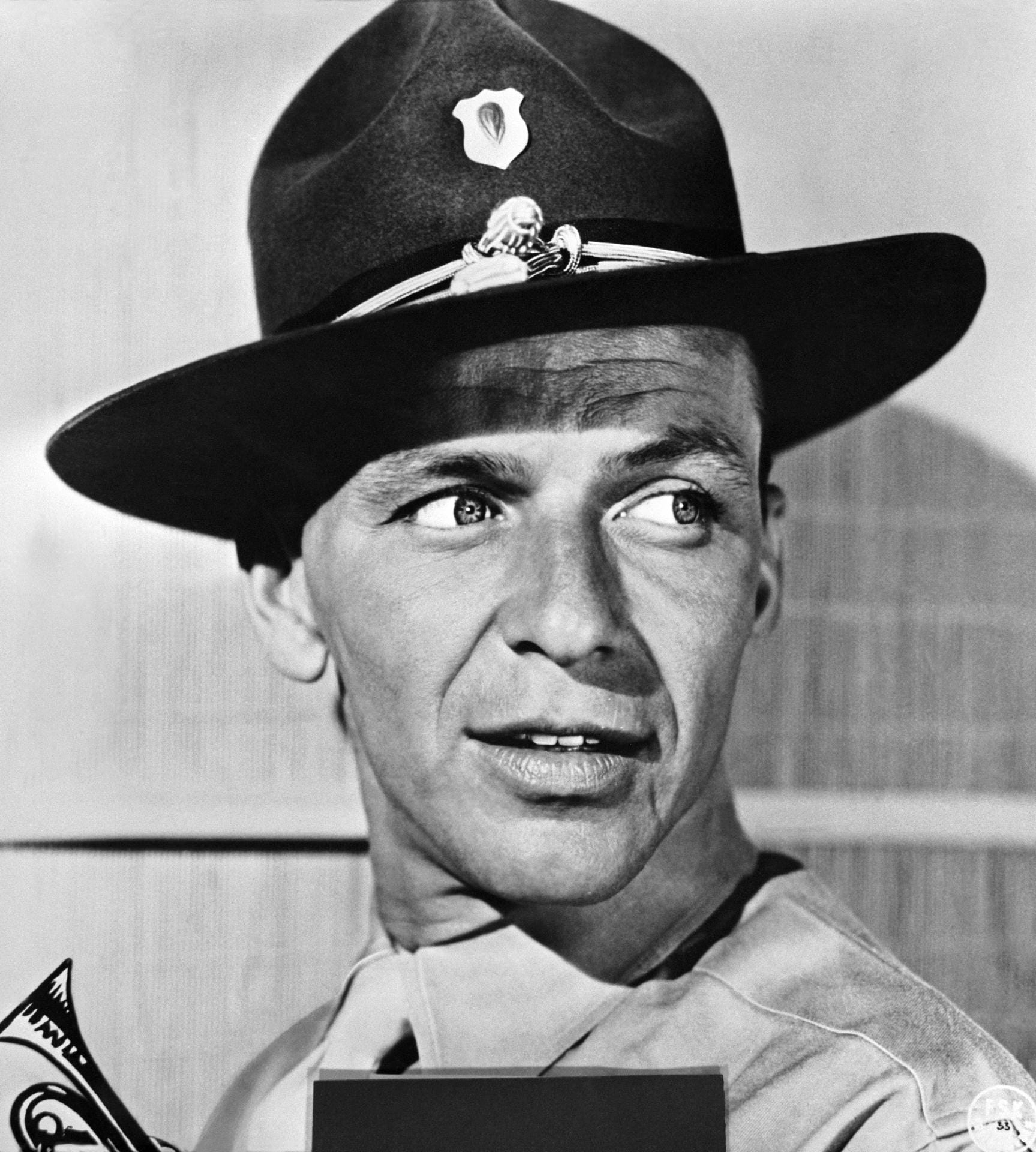 Sinatra benannte die Immobilie nach dem von Ihm im Hollywood-Klassiker "Verdammt in alle Ewigkeiten" verkörperten US-Soldaten Angelo Maggio. Für diese Rolle erhielt er 1954 sogar den Oscar als bester Nebendarsteller.