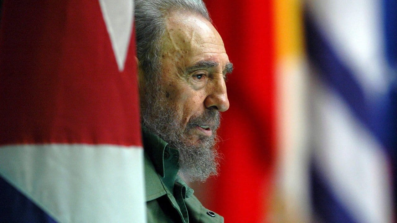 Castro 1961: "Ich bin Marxist-Leninist und werde es bis zum letzten Tag meines Lebens bleiben. Castro 1961: "Ich bin Marxist-Leninist und werde es bis zum letzten Tag meines Lebens bleiben.
