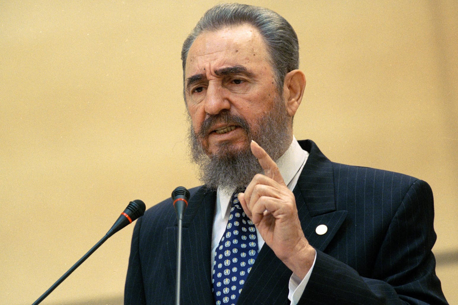 Fidel Castro 1998 bei einer Rede in Genf.