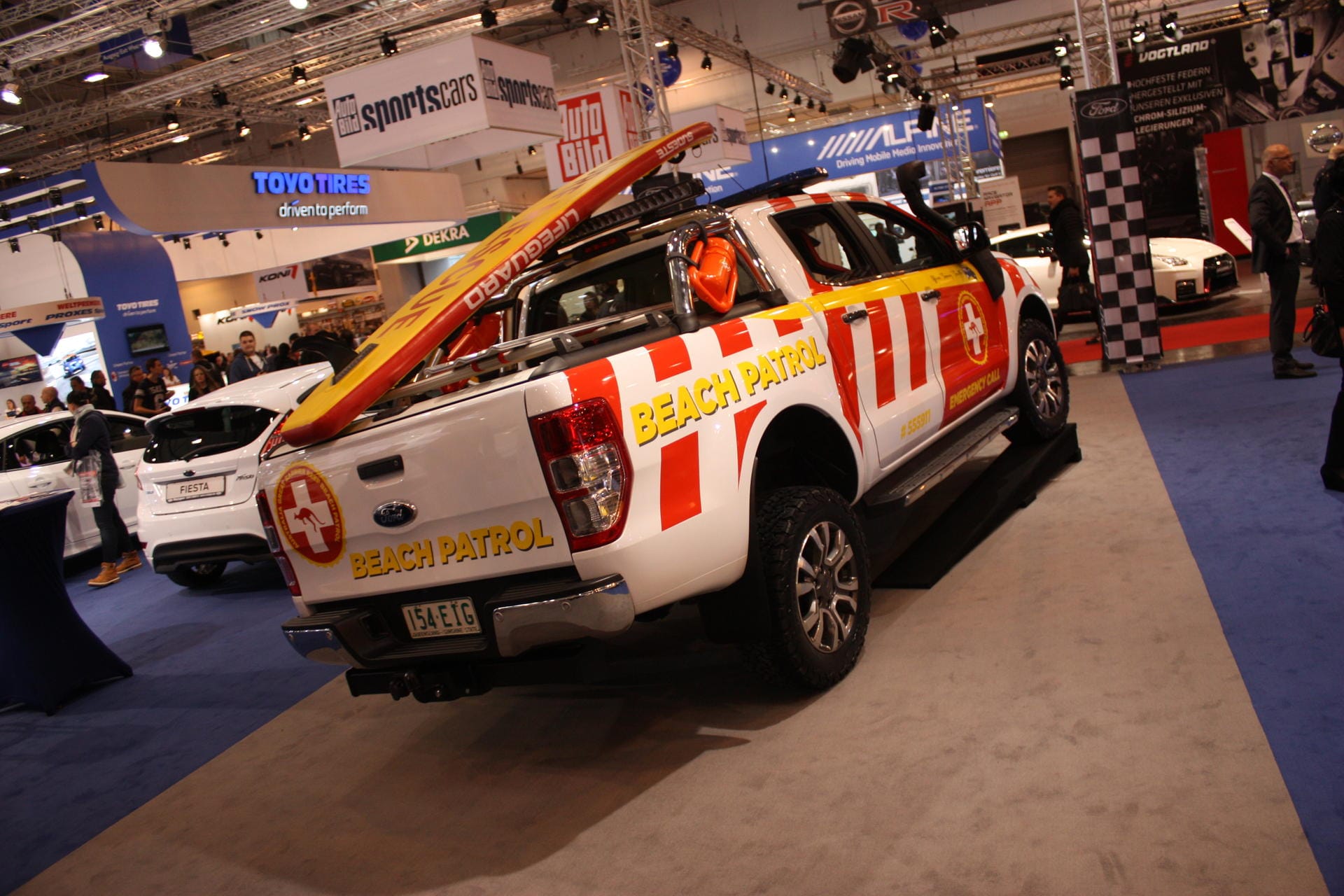 Wenn "Baywatch" auf die Motor Show kommt: Ford zeigt den Ranger Great Barrier Reef Beach Patrol.