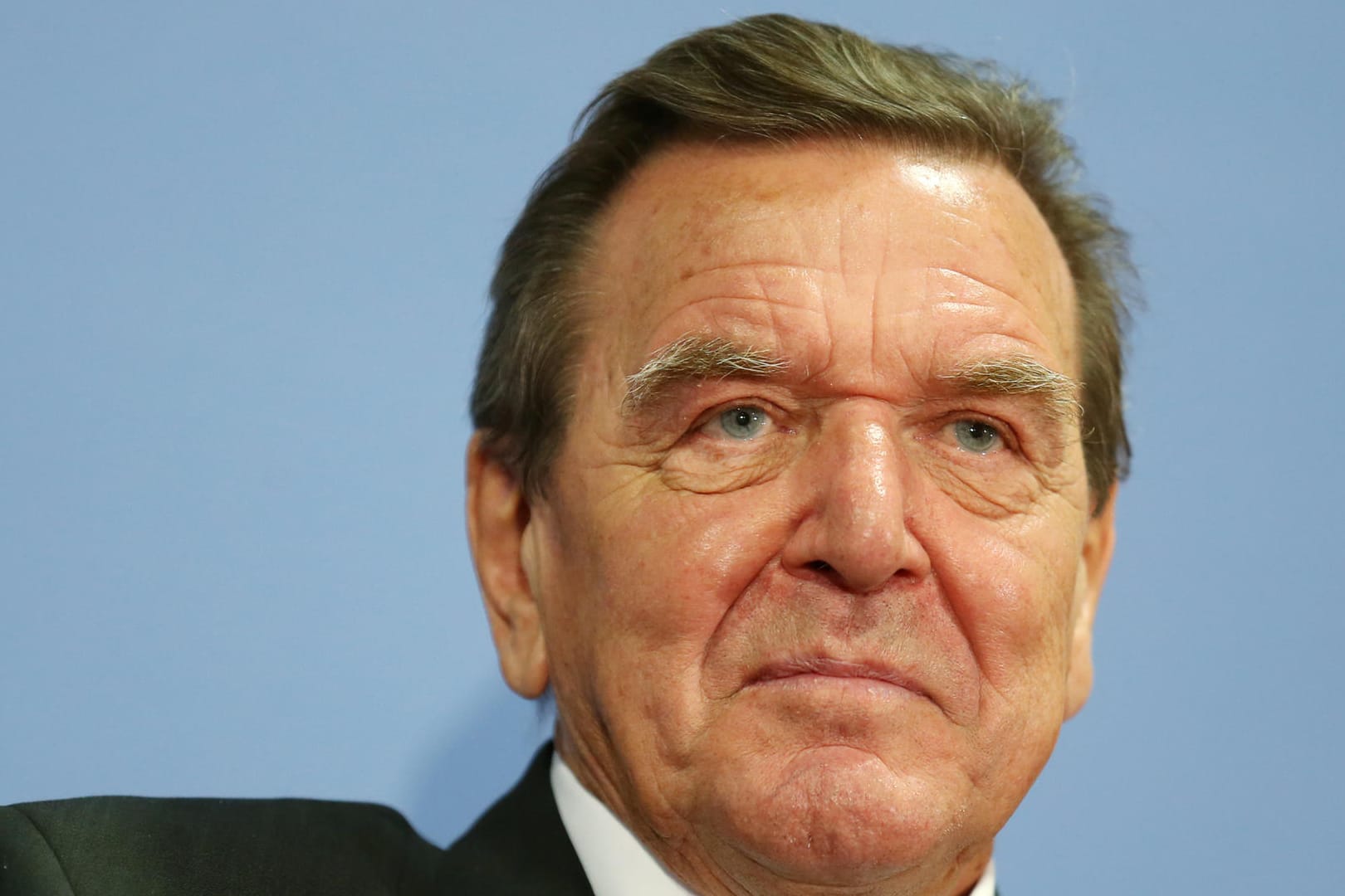 Der ehemalige Bundeskanzler Gerhard Schröder reist für die Bundesregierung nach Kuba.