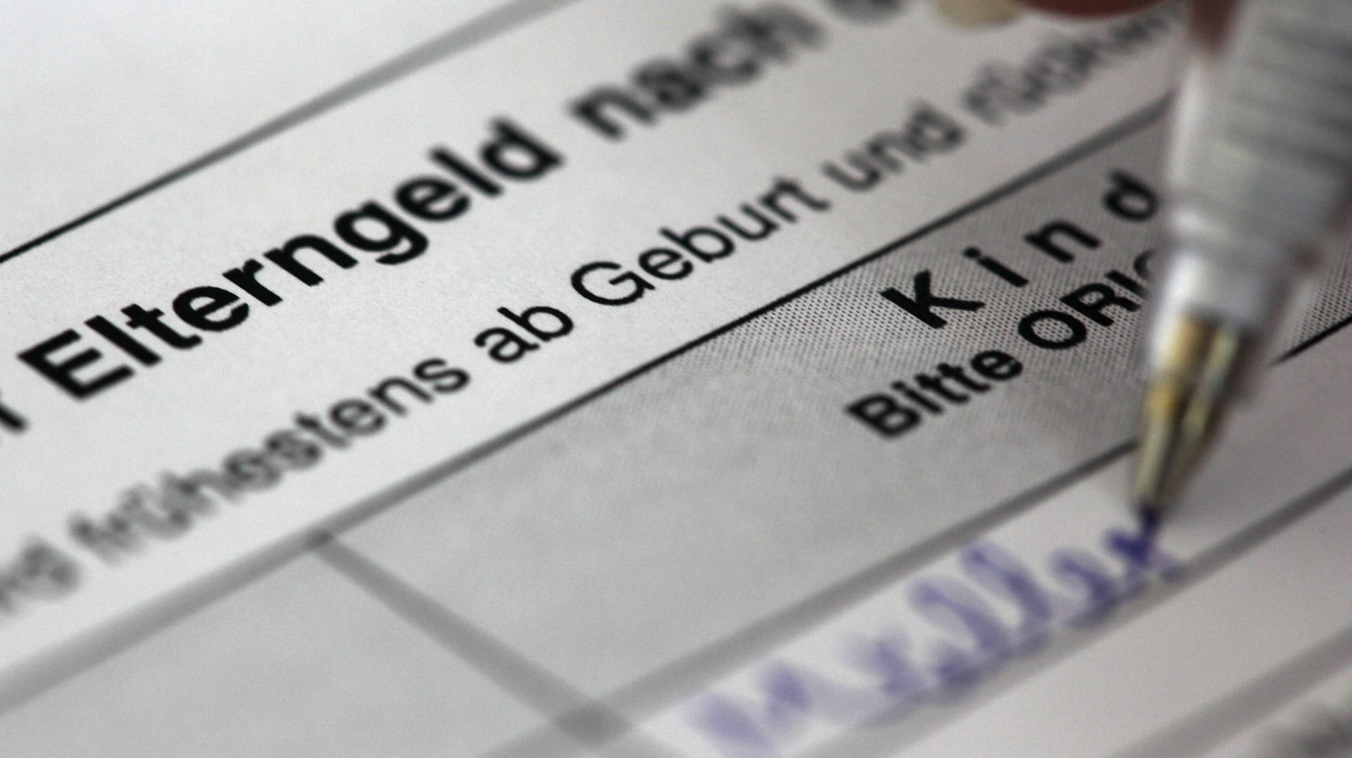 Elterngeld wird auf Hart IV angerechnet.