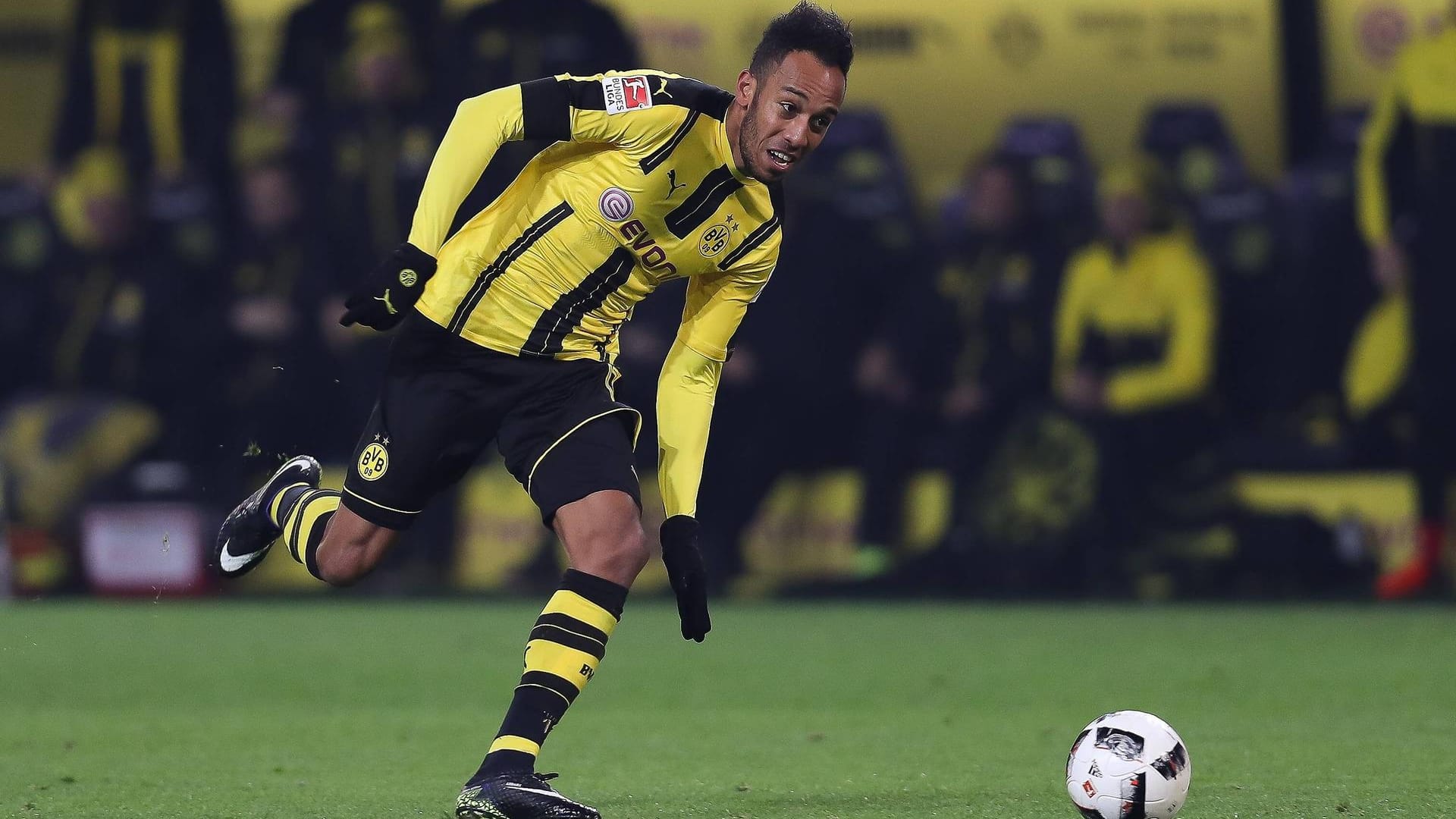 Auf die Tore von Pierre-Emerick Aubameyang wird es in Madrid ankommen. Auf die Tore von Pierre-Emerick Aubameyang wird es in Madrid ankommen.