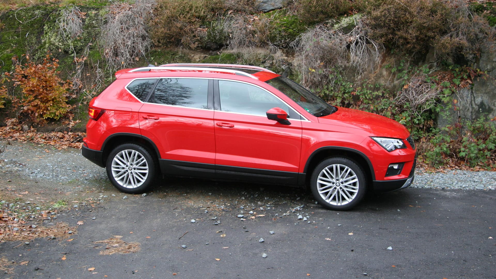 Der Seat Ateca ist 4,36 Meter lang, 1,84 Meter breit und 1,60 Meter hoch.