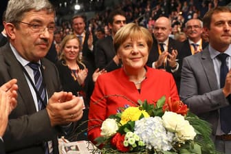 Bundeskanzlerin Angela Merkel ist mit 89,5 Prozent als CDU-Parteichefin bestätigt worden.