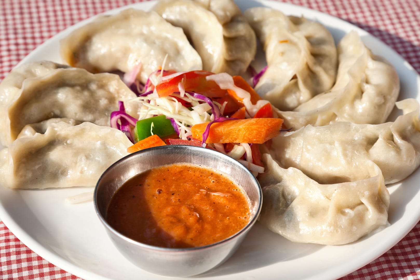 Momos sind die typischen gefüllten Teigtaschen in Tibet.