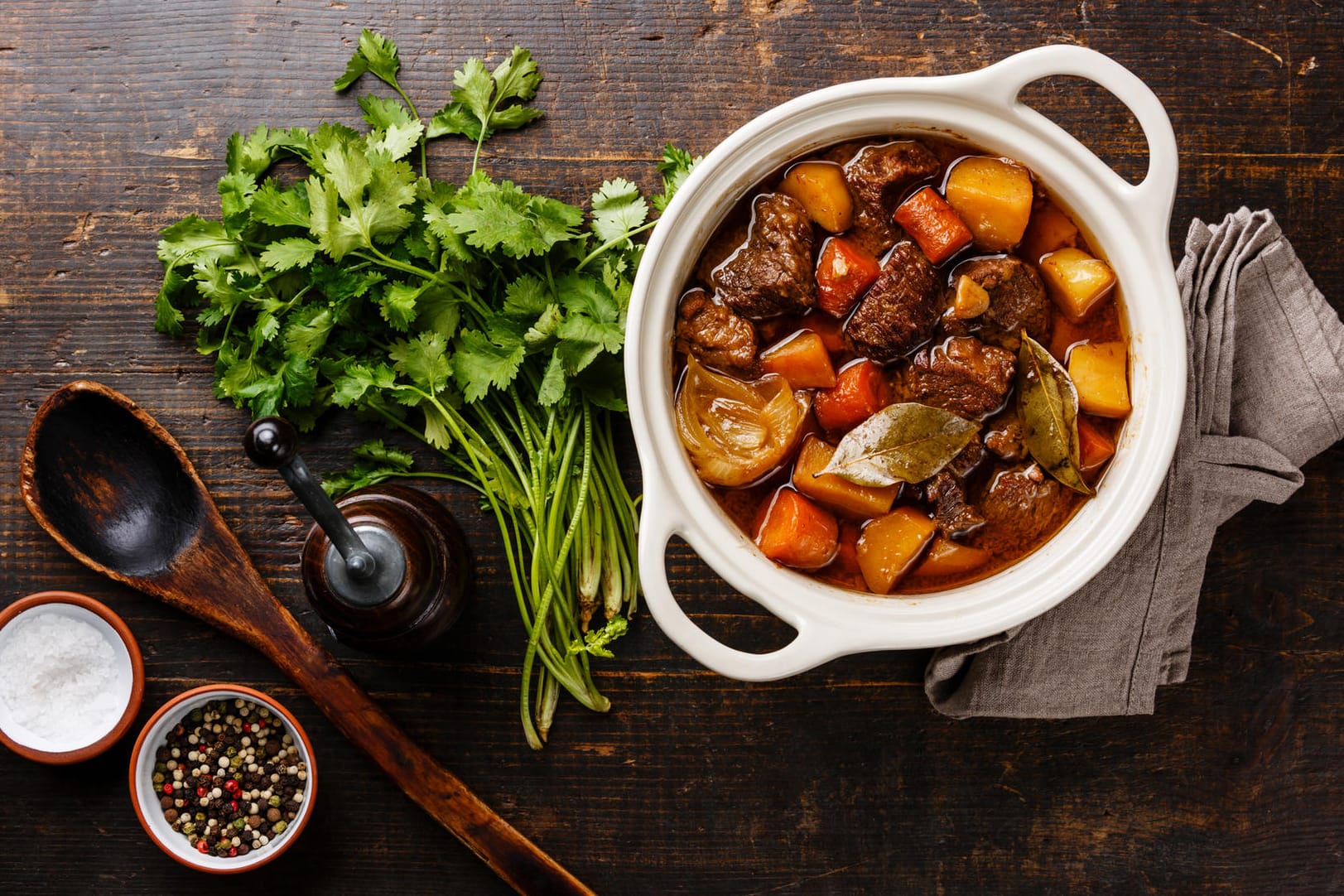 Eine leckere Mahlzeit aus nur einem Topf: Wir verraten zwei Rezepte.