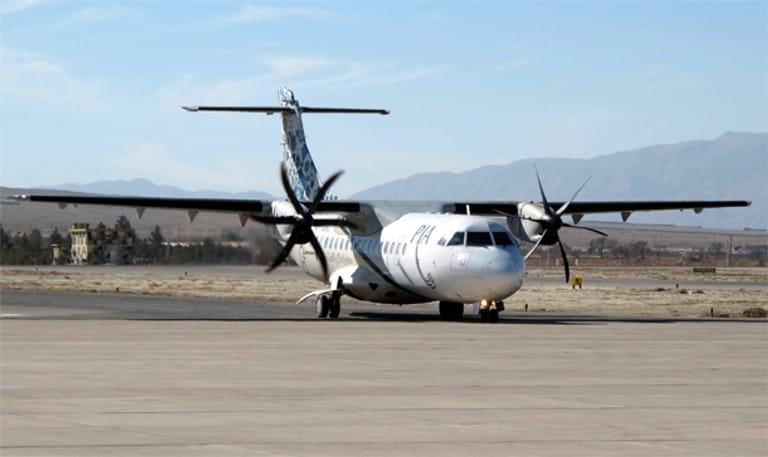 Archivbild einer ATR-42 der PIA. Ein Flugzeug dieses Typs ist in Pakistan abgestürzt.