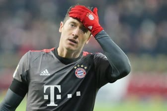 Robert Lewandowski vom FC Bayern München setzt sich kritisch mit der Wahl auseinander.
