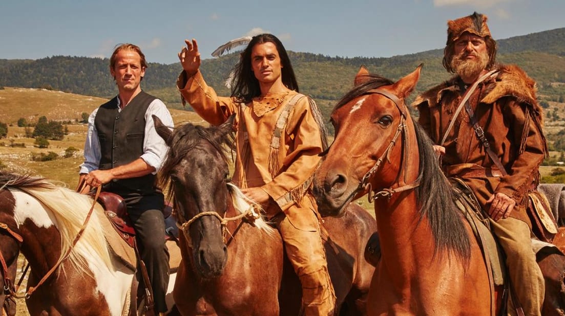 Winnetou-Neuverfilmung mit Wotan Wilke Möhring als Old Shatterhand, Nik Xhelilaj als Winnetou und Milan Peschel als Sam Hawkens (v. li. n. re.).