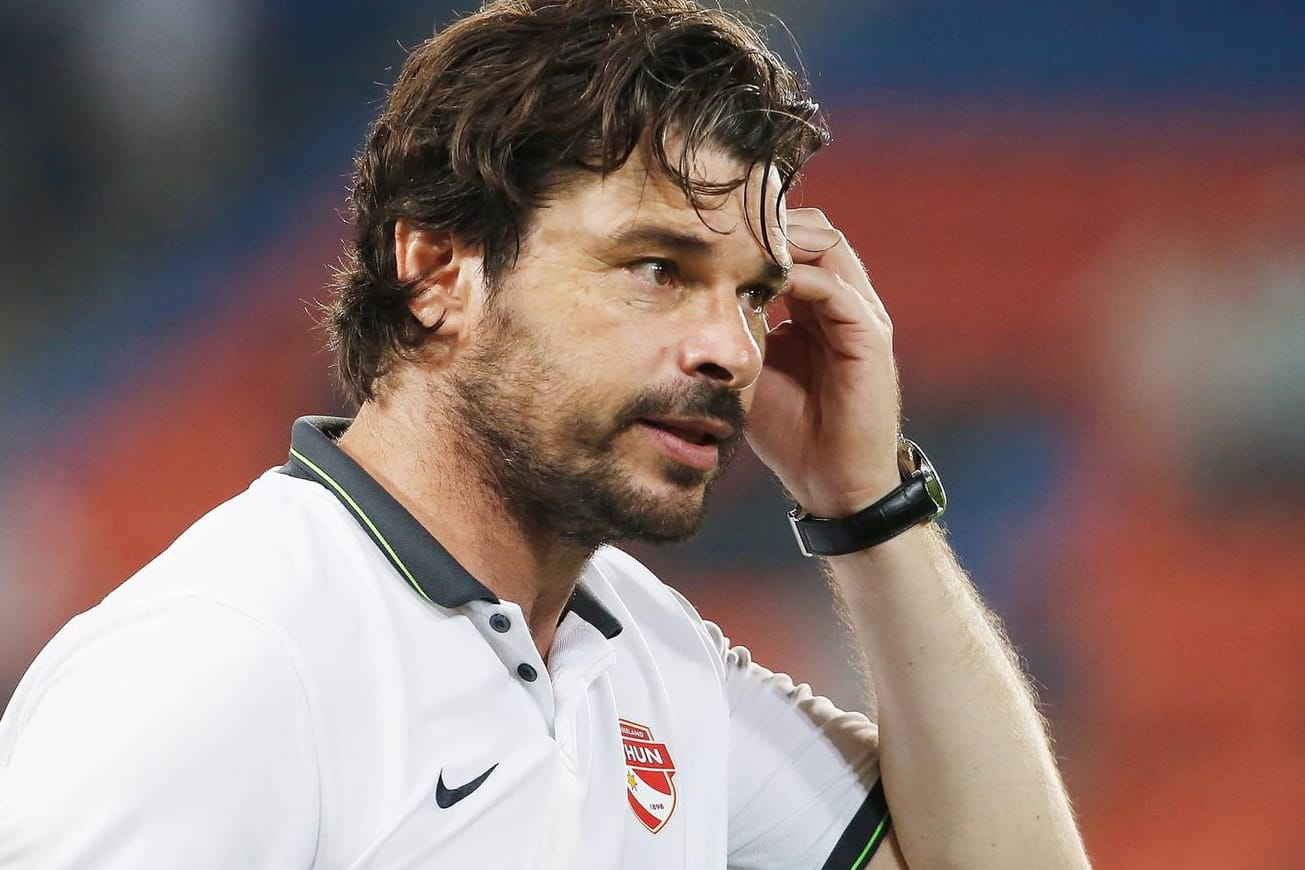 Ciriaco Sforza als Trainer des FC Thun im Jahr 2015.