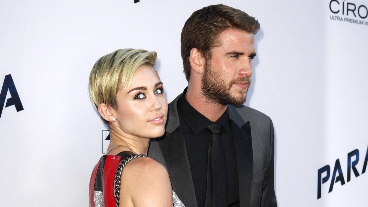 Miley Cyrus mit ihrem Verlobten Liam Hemsworth.