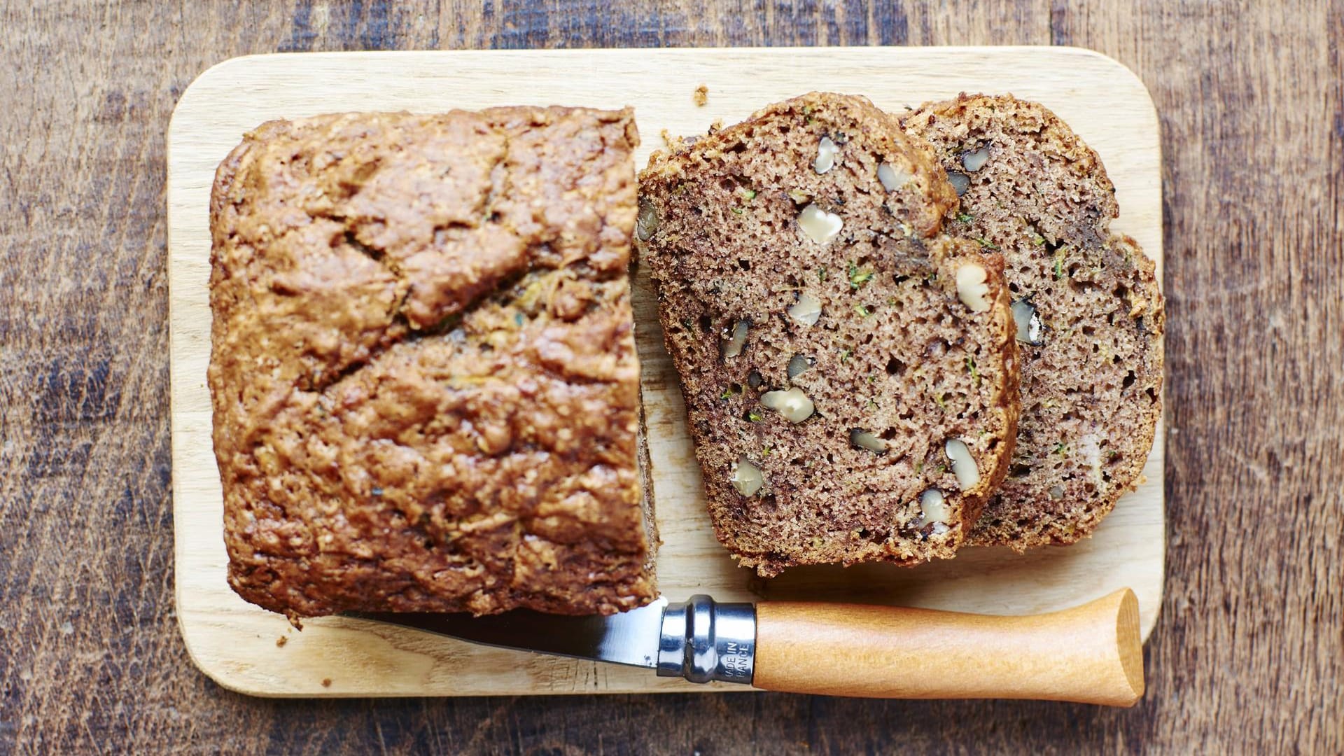 Zucchinibrot ist besonders saftig und frisch