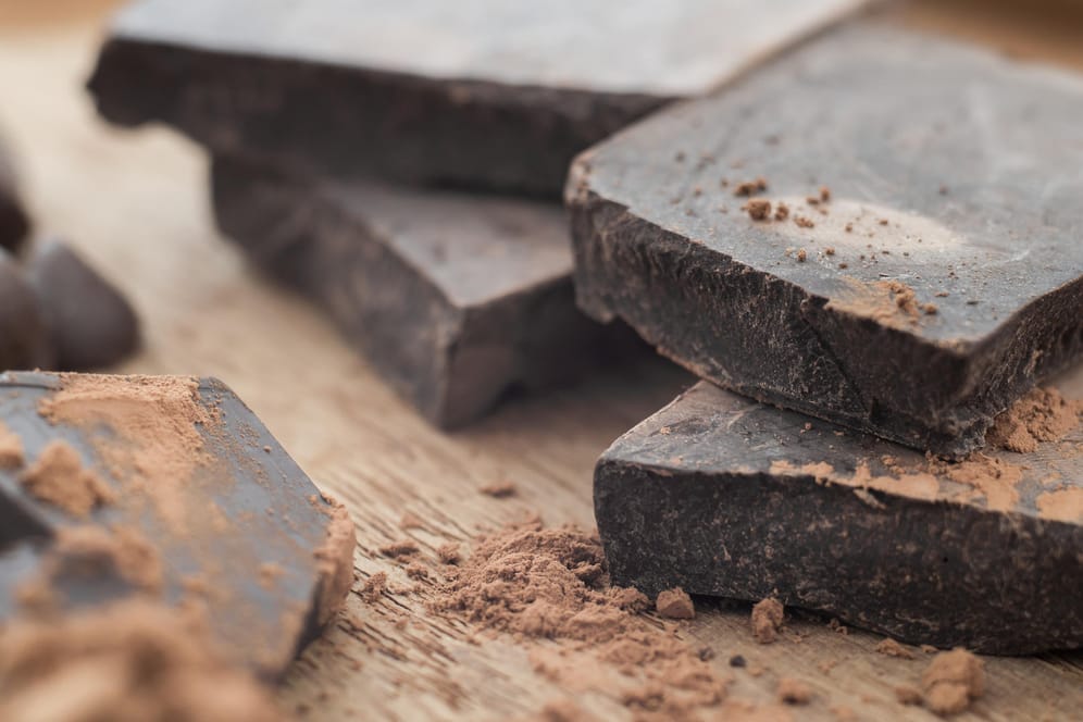 Ist dunkle Schokolade gesünder als Vollmilchschokolade?
