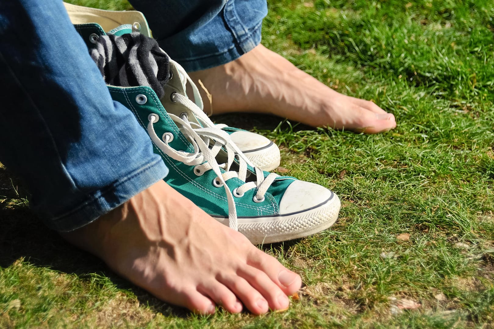 Nackte Füße: Wenn Sie Ihre Schuhe ausziehen, möchten Sie vor dem Geruch am liebsten flüchten?