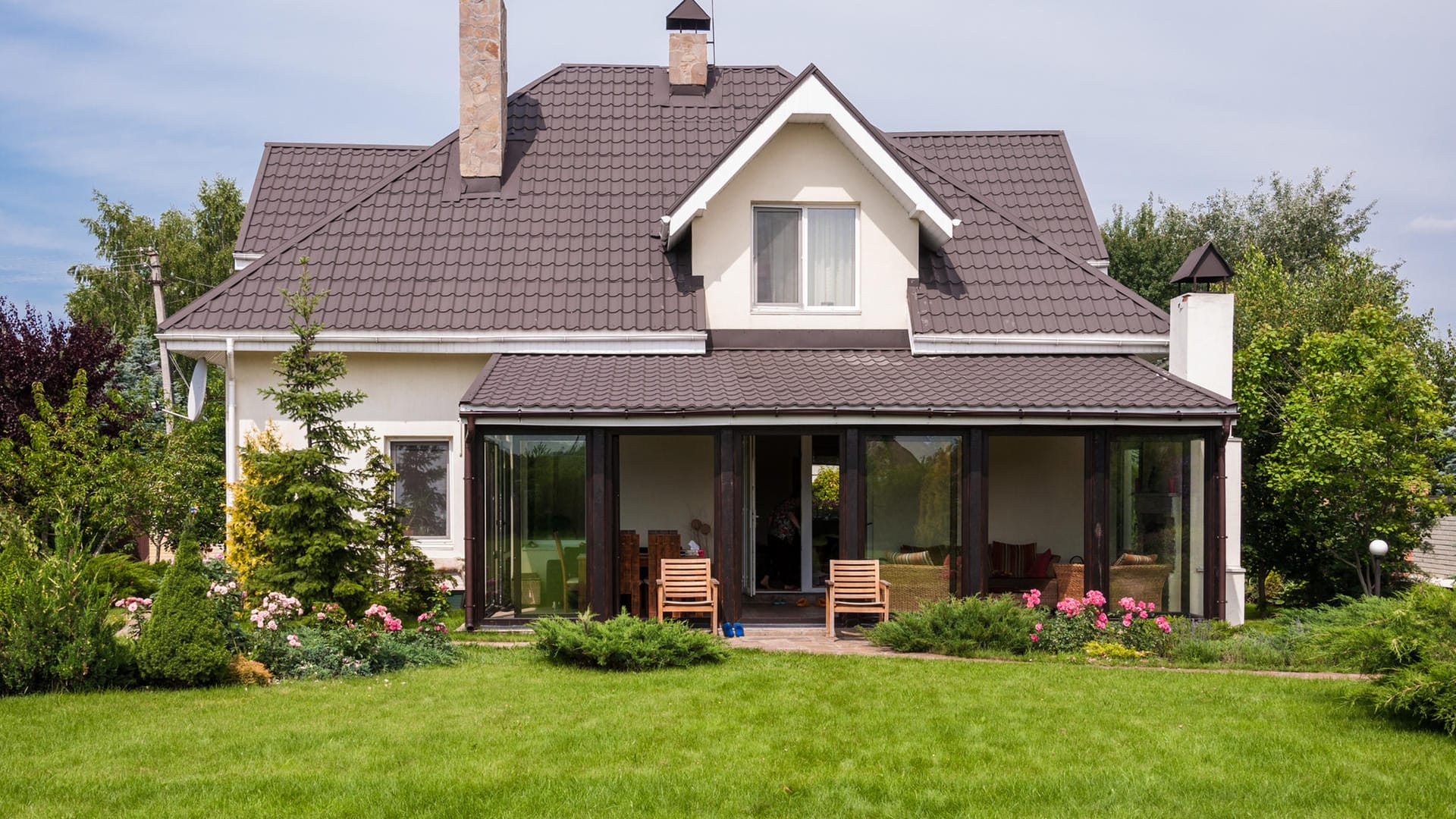 Ein schöner und gepflegter Garten hat erheblichen Einfluss auf den Wert einer Immobilie.