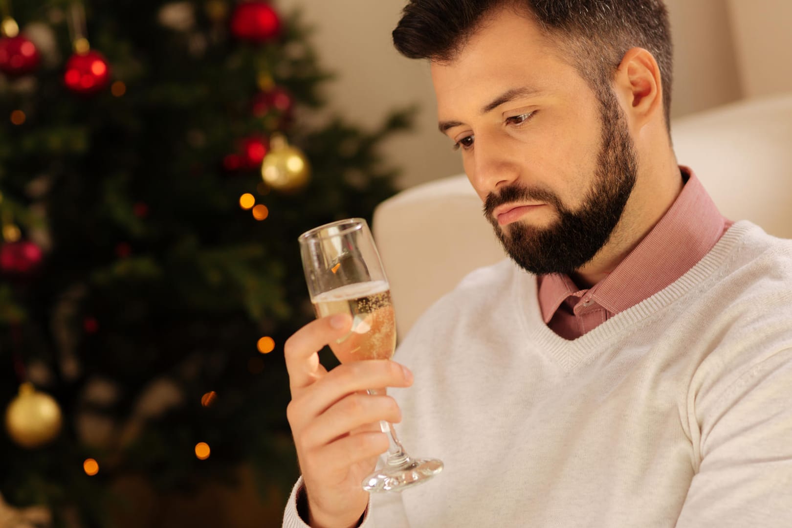 Damit Weihnachten für Singles nicht zum sentimentalen Desaster wird, müssen die Festtage gut geplant sein.